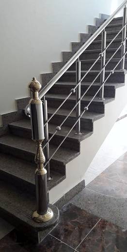 Entrance Lobby & Marble Stairwell — Fifth Settlement, New Cairo