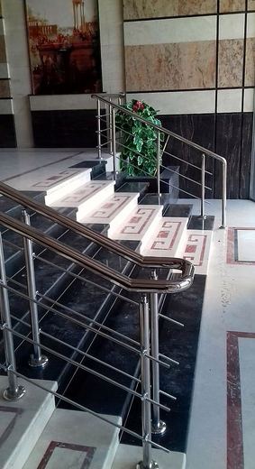 Entrance Lobby & Marble Stairwell — Fifth Settlement, New Cairo