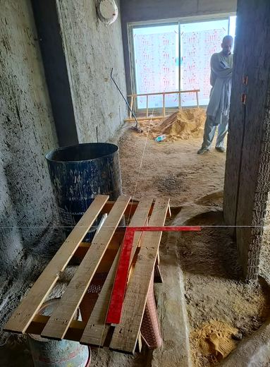 Shell & First Fix — frame 1090