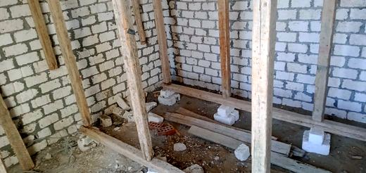 Shell & First Fix — frame 1111