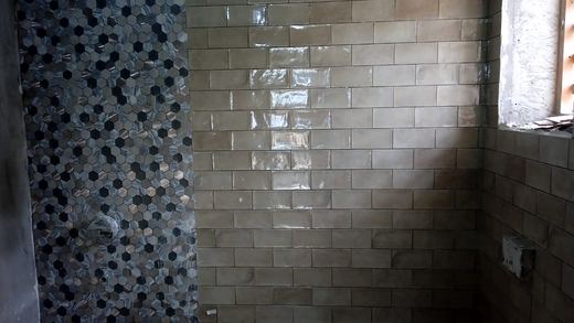 The Bathrooms Programme — frame 1133
