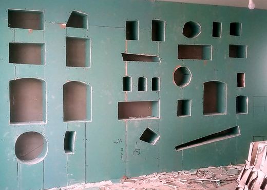 Gypsum Ceilings & Wall Mouldings