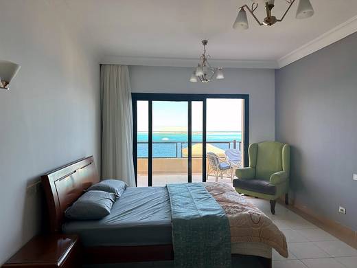 Sea-front Apartment — frame 182
