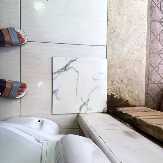 فيلا بحمام سباحة — بلوط وروطان — frame 275