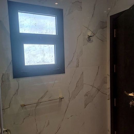 Sea-view Villa — Marble & Brass — frame 301