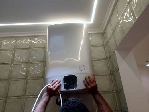 The Bathrooms Programme — frame 515